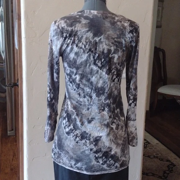 David Cline Gray and Taupe Long Sleeve Blouse - Picture 5 of 9